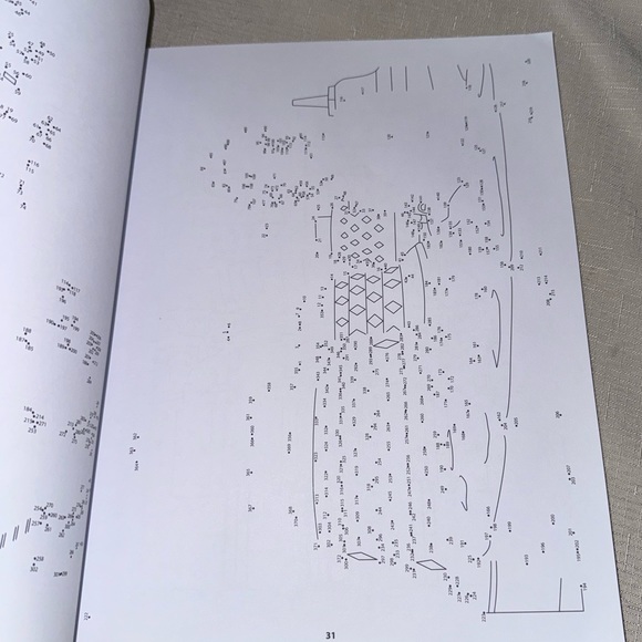 Amazing Dot to Dot for Grownups by David Woodroffe - Picture 5 of 5